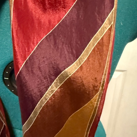 Vintage Liz Claiborne 100% Silk Rectangular Striped Scarf - Picture 4 of 6